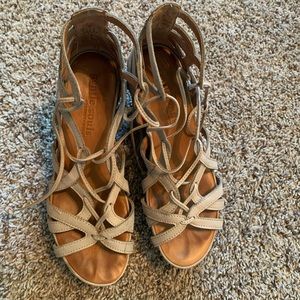 Gentle souls shoes. Size 7.